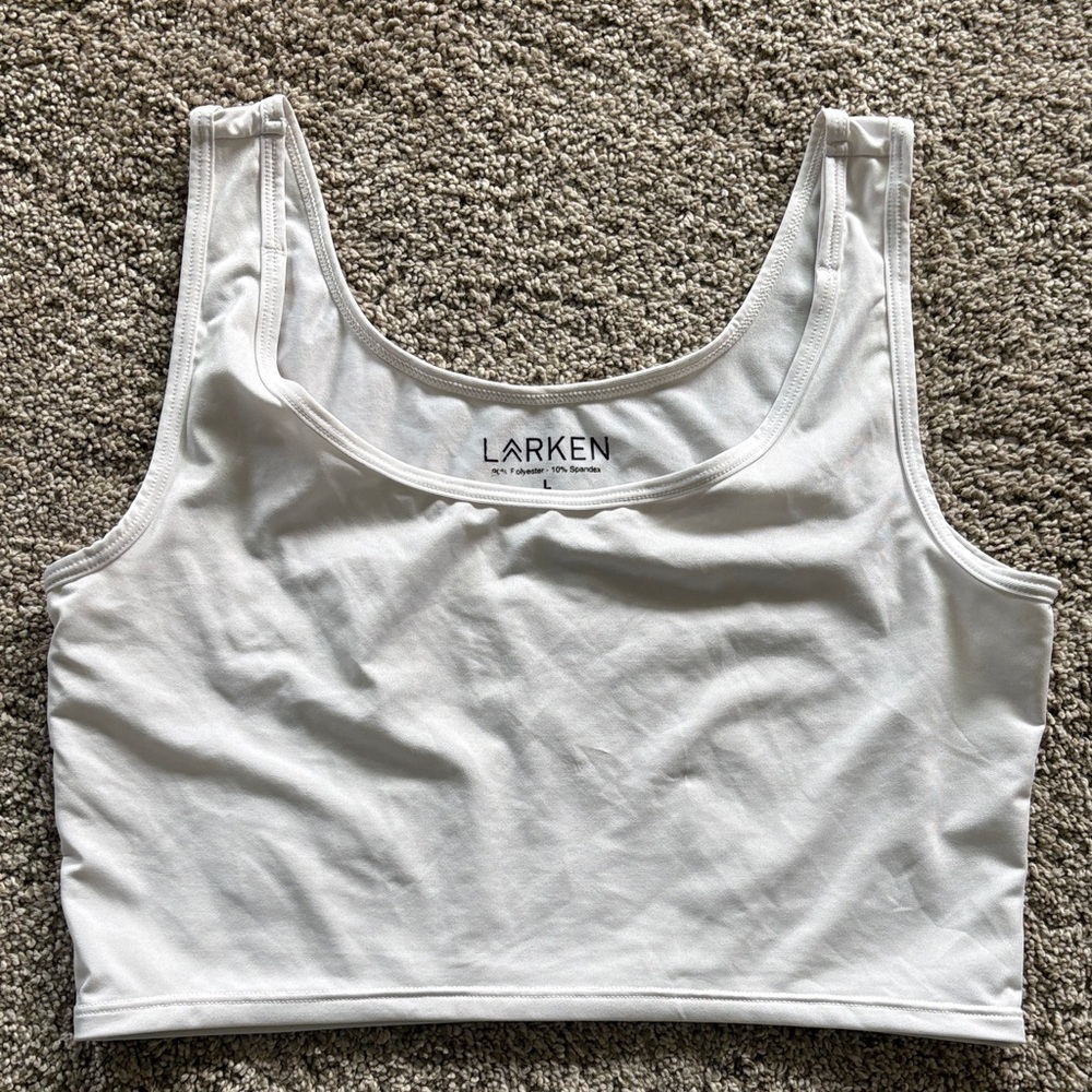 The Larken X in size large
